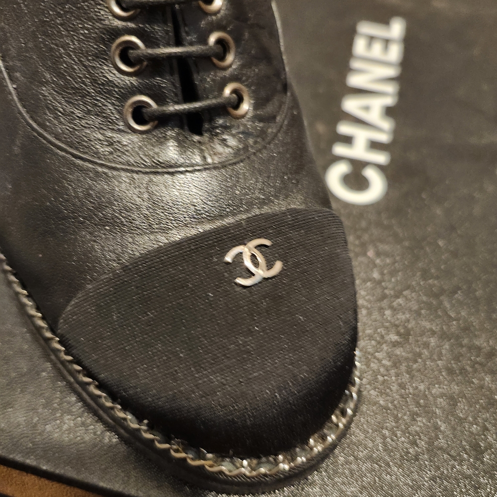 CHANEL Black Leather Lace-Up Platform Heels with Chain Trim - Picture 2 of 5